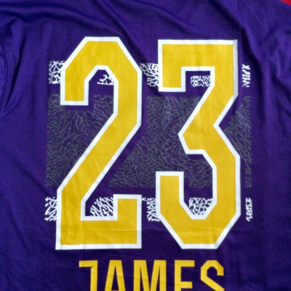 SOLD - NBA Los Angeles Lakers LeBron James 23 XL - Picture 6 of 8